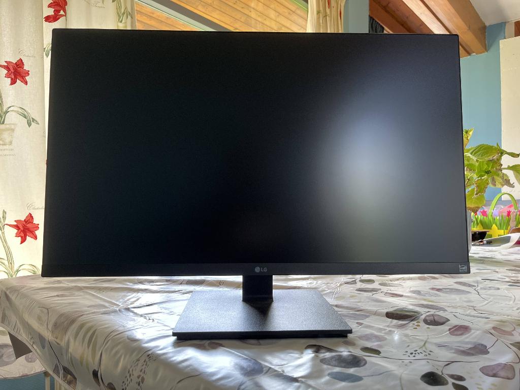 LG 27BL650C-B – Écran IPS 27" Full HD USB-C – Très bon état, Informatique & Logiciels, Moniteurs, Comme neuf, 61 à 100 Hz, DisplayPort