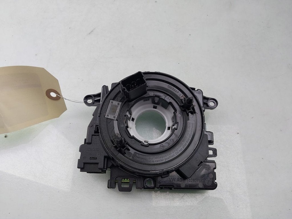 AIRBAGRING Volkswagen Golf VIII (CD1) (|5Q1953549|), Gebruikt, Volkswagen, Volkswagen AG, Kundenbetreuung@volkswagen.de