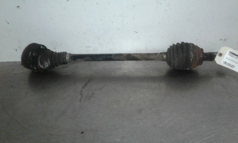 AANDRIJFAS LINKS ACHTER Passat Variant 4Motion (3C5), Gebruikt, Volkswagen