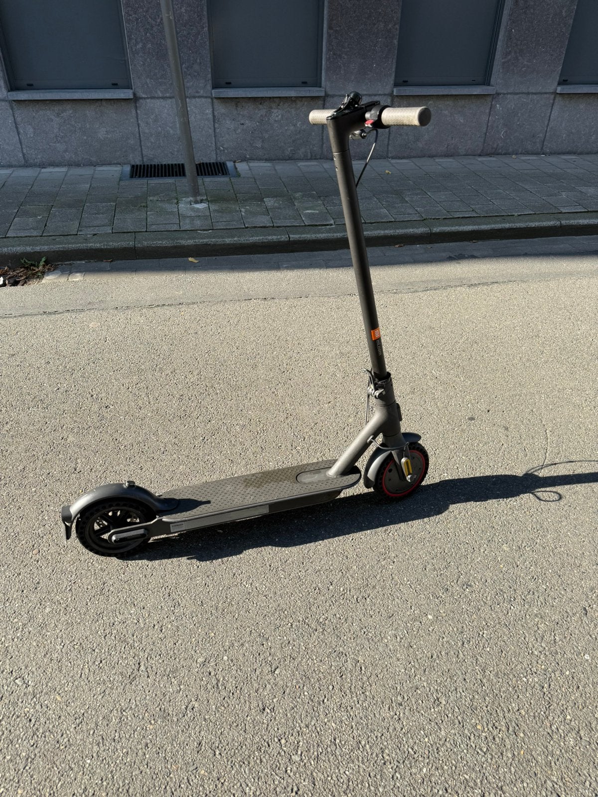 Xiaomi Pro 2 step + lader te koop - prijs onderhandelbaar, Fietsen en Brommers, Ophalen of Verzenden, Gebruikt, Elektrische step (E-scooter)