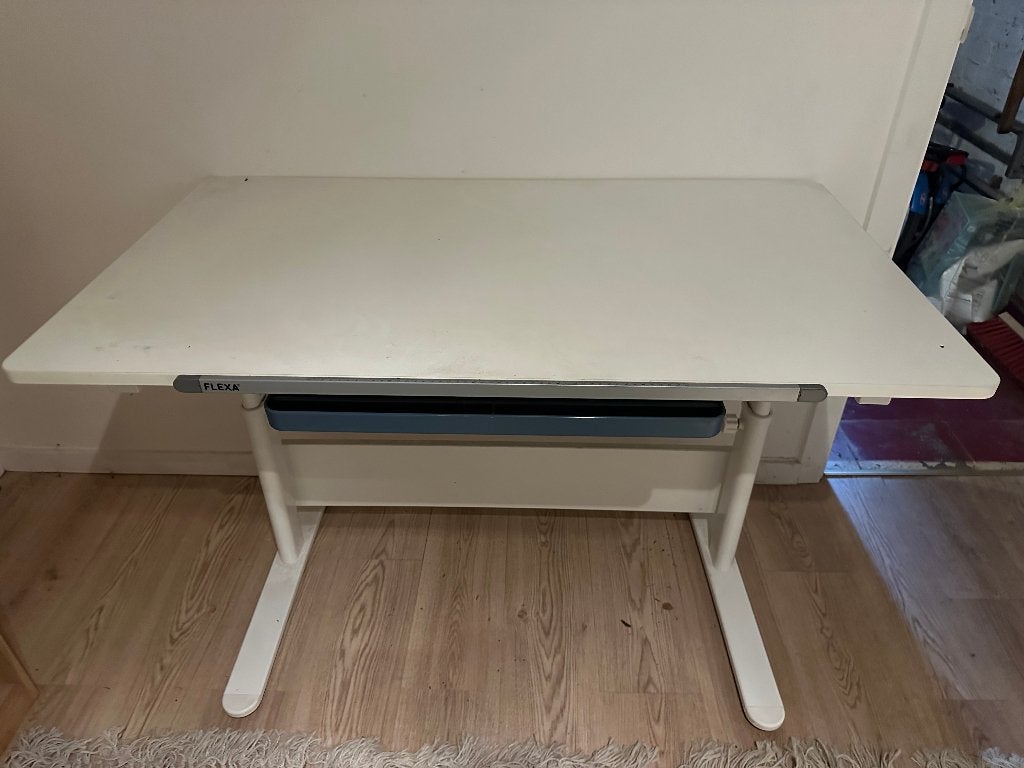 Bureau FLEXA réglable en hauteur – Très bon état, Comme neuf, Enlèvement, Bureau enfant, Réglable en hauteur