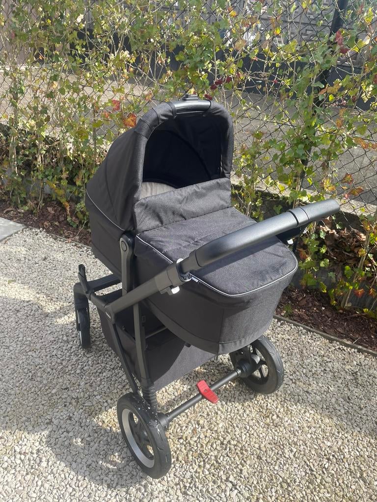 Thule Sleek - amper gebruikt, Kinderen en Baby's, Kinderwagens en Combinaties, Ophalen, Zo goed als nieuw, Kinderwagen