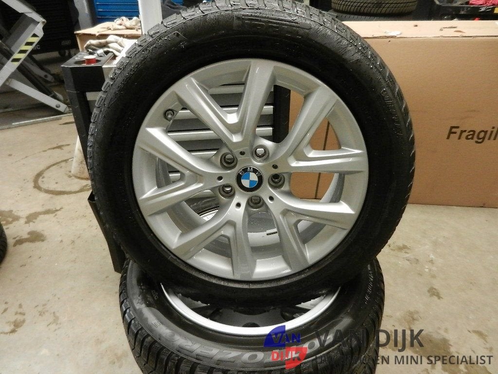 Winterbandenset origineel 17 inch voor BMW X1 F48 X2 F39, Autos : Pièces & Accessoires, Pneus & Jantes, Pneus et Jantes, Pneus hiver