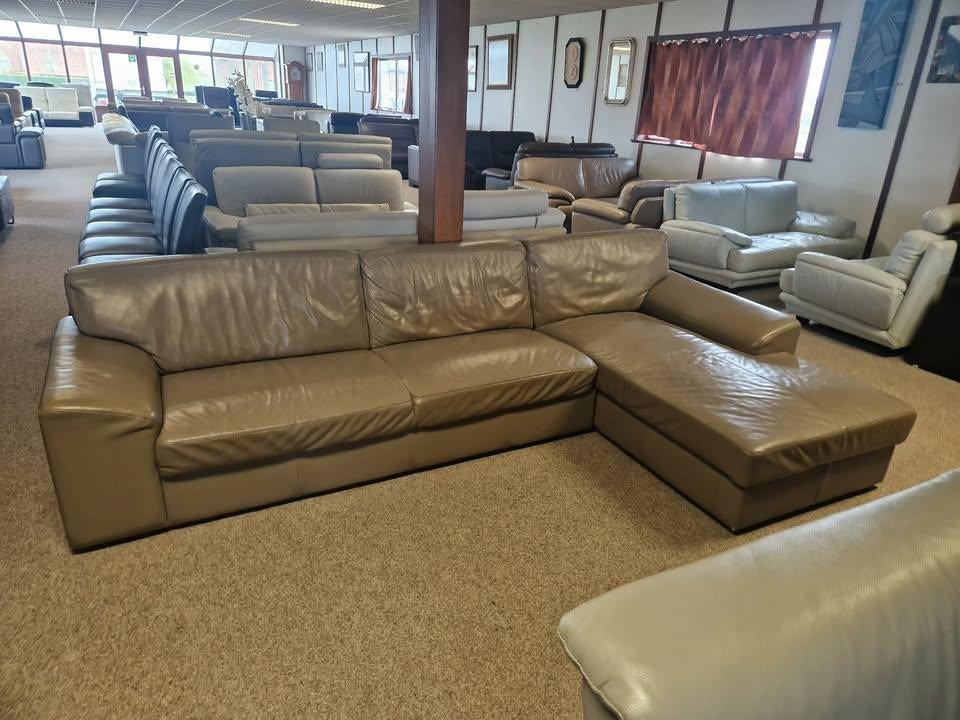 TAUPE BUFFELLEDEREN HOEKSALON AFM 310 X 170, Ophalen, Gebruikt, Leer