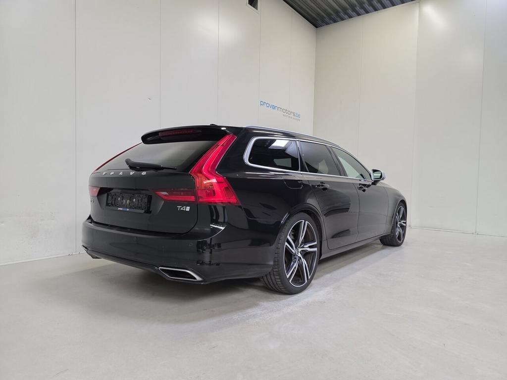 Volvo V90 2.0 T4 Benzine Autom. - R Design - Topstaat!, Auto's, Volvo, V90, 4 cilinders, 1969 cc, 0 kg
