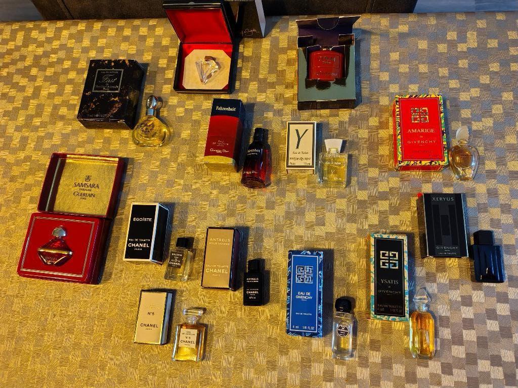 Miniatuur parfum flesjes, Ophalen, Zo goed als nieuw, Miniatuur, Gevuld