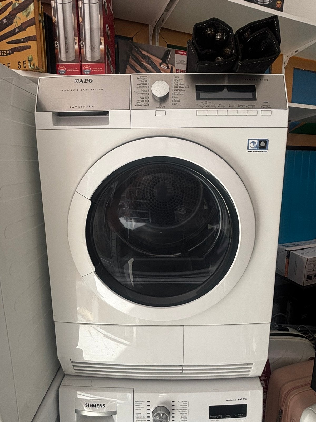 AEG warmtepompdroger van 8 kg — 1 jaar garantie, Elektronische apparatuur, Ophalen, 6 tot 8 kg, Refurbished, Energieklasse A of zuiniger