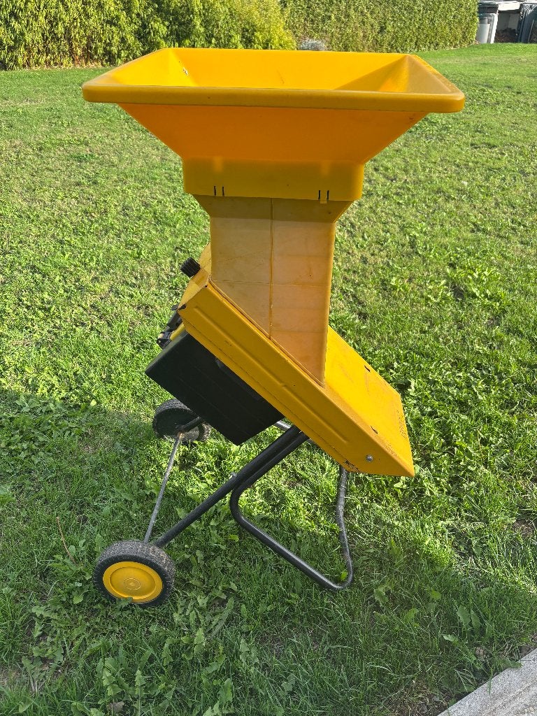 Broyeur de branches ALKO, Ophalen, Gebruikt, Elektrisch, Alko