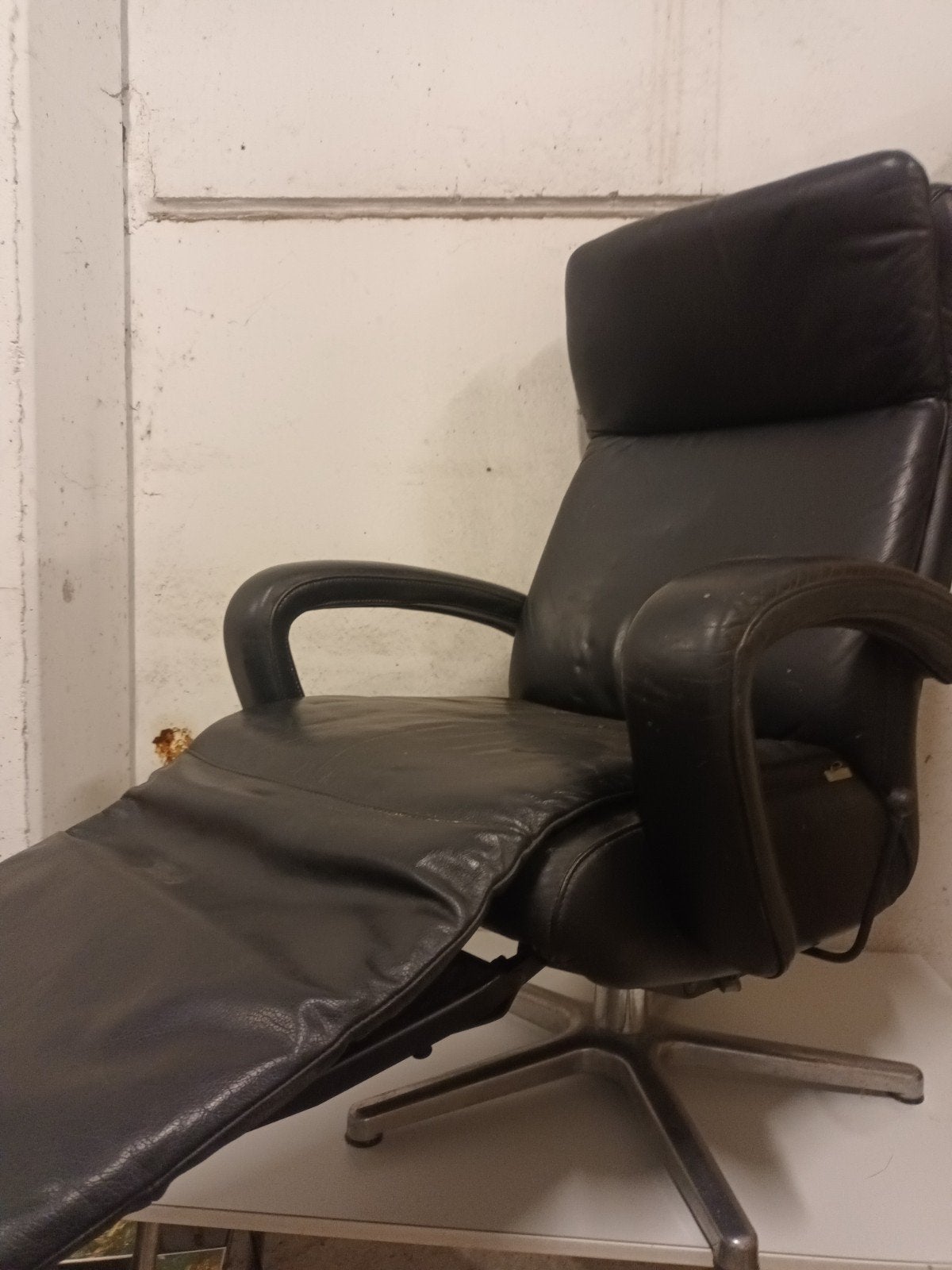 Elastoform Lederen Relaxfauteuil / Draaistoel – Zwart Leer, ###, Enlèvement, Cuir, ###
