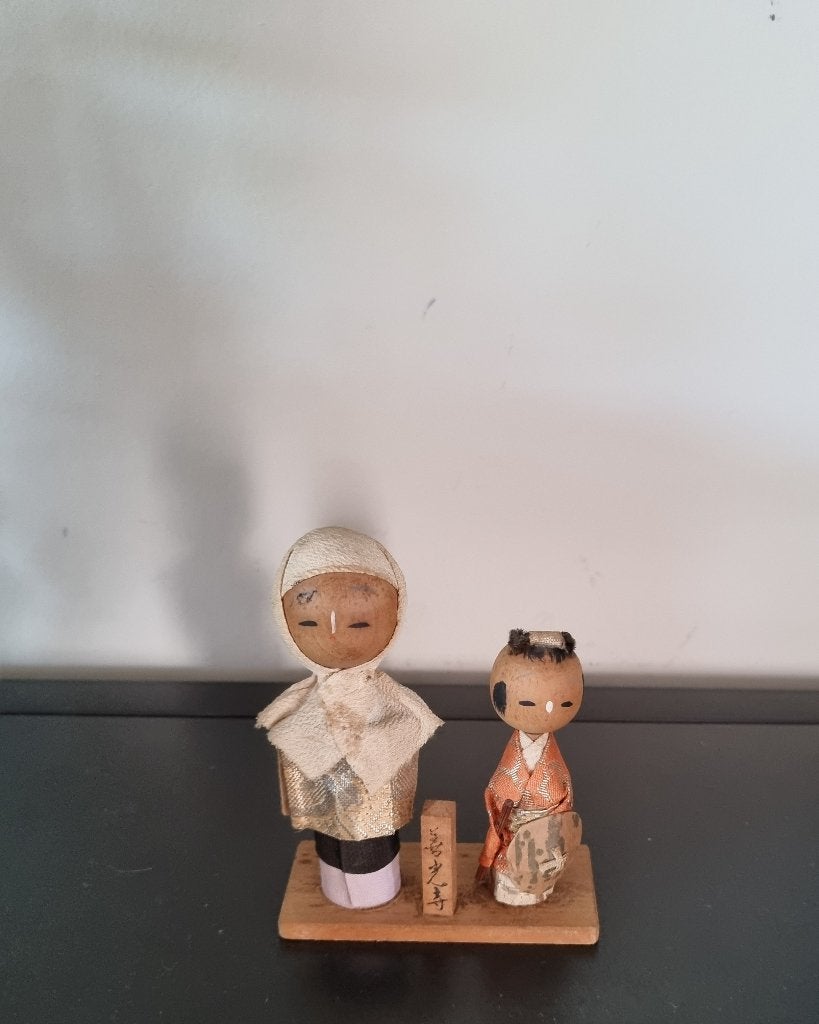 Mooi Shingata Kokeshi paartje, Verzenden