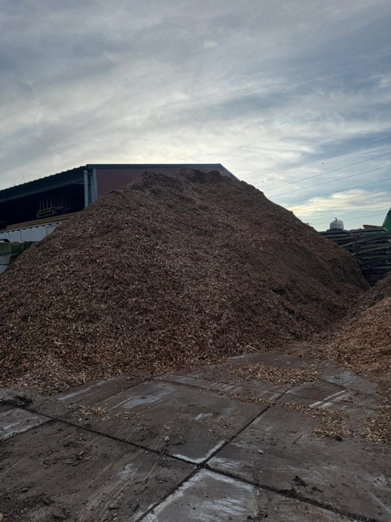 Hakselhout, Tuin en Terras, Aarde en Mest, Ophalen