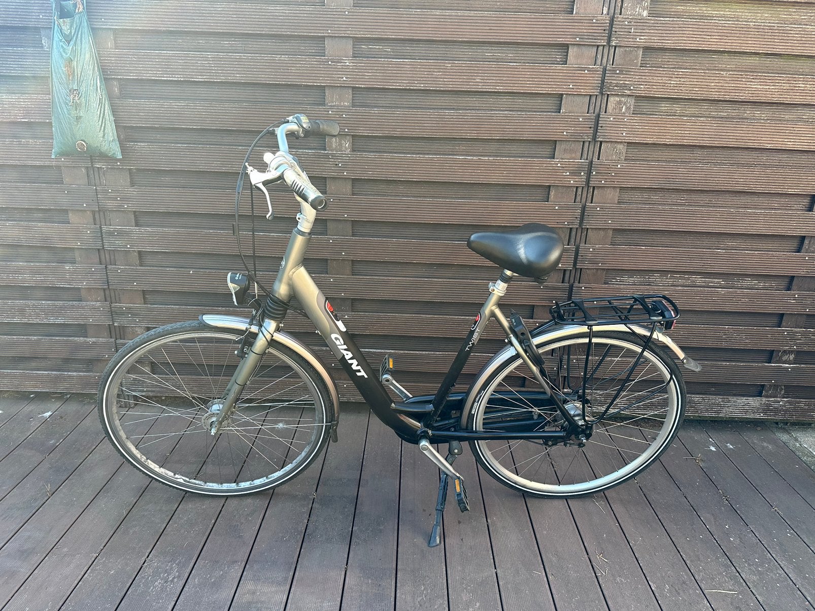 Damesfiets Giant, Ophalen, Velgrem, Versnellingen, Zo goed als nieuw