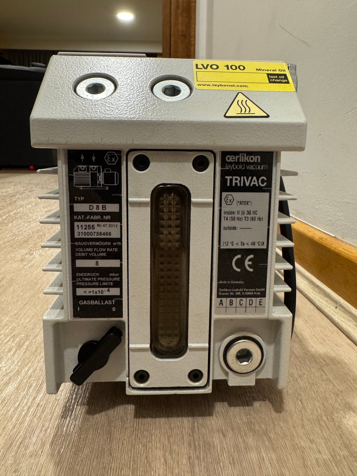 Leybold TRIVAC D8B vacuümpomp – 8 m³/u – werkend (3 stuks), Zakelijke goederen, Machines en Bouw | Pompen en Compressoren, Ophalen