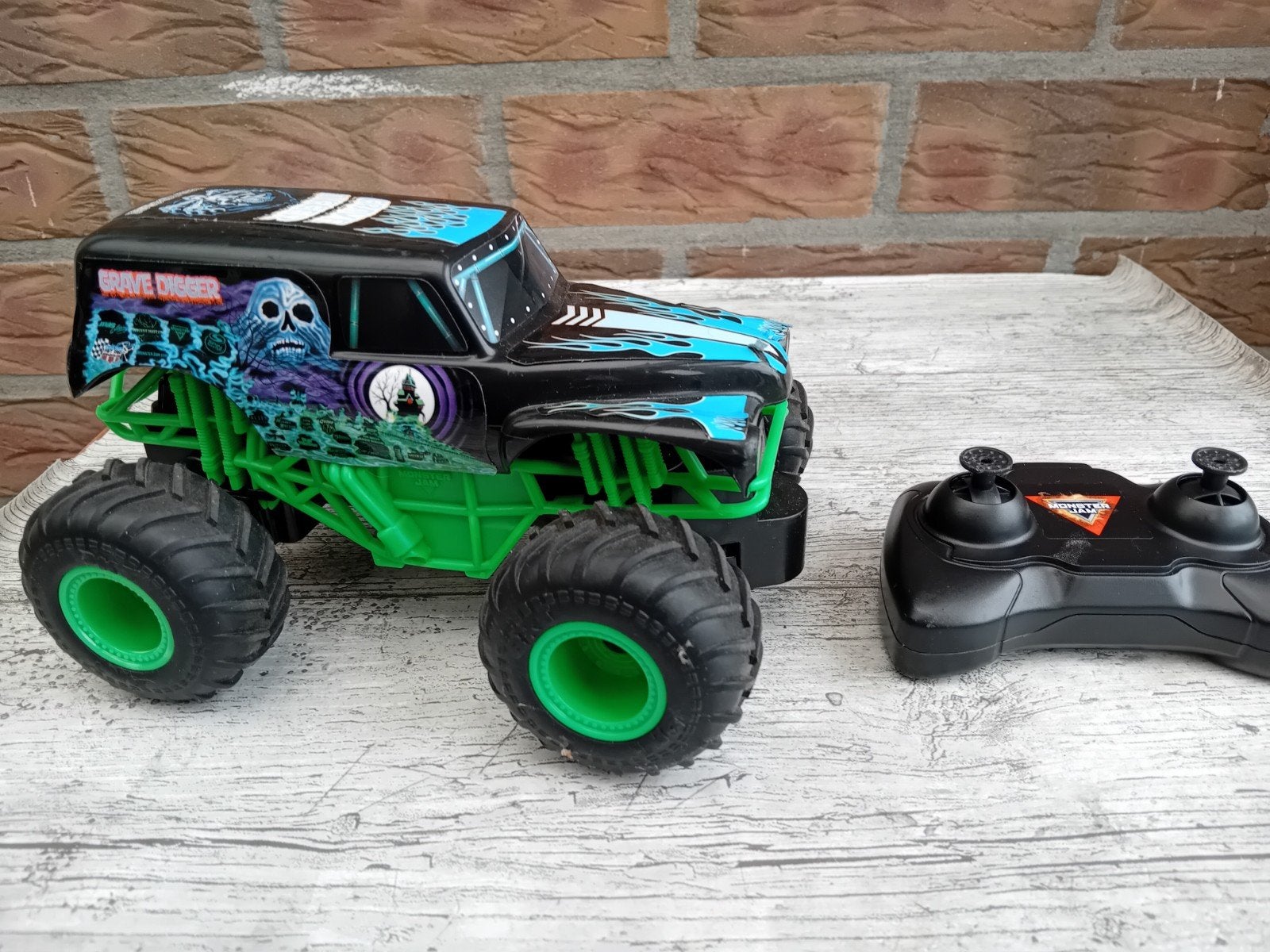 monstertruck trucks 2, Ophalen