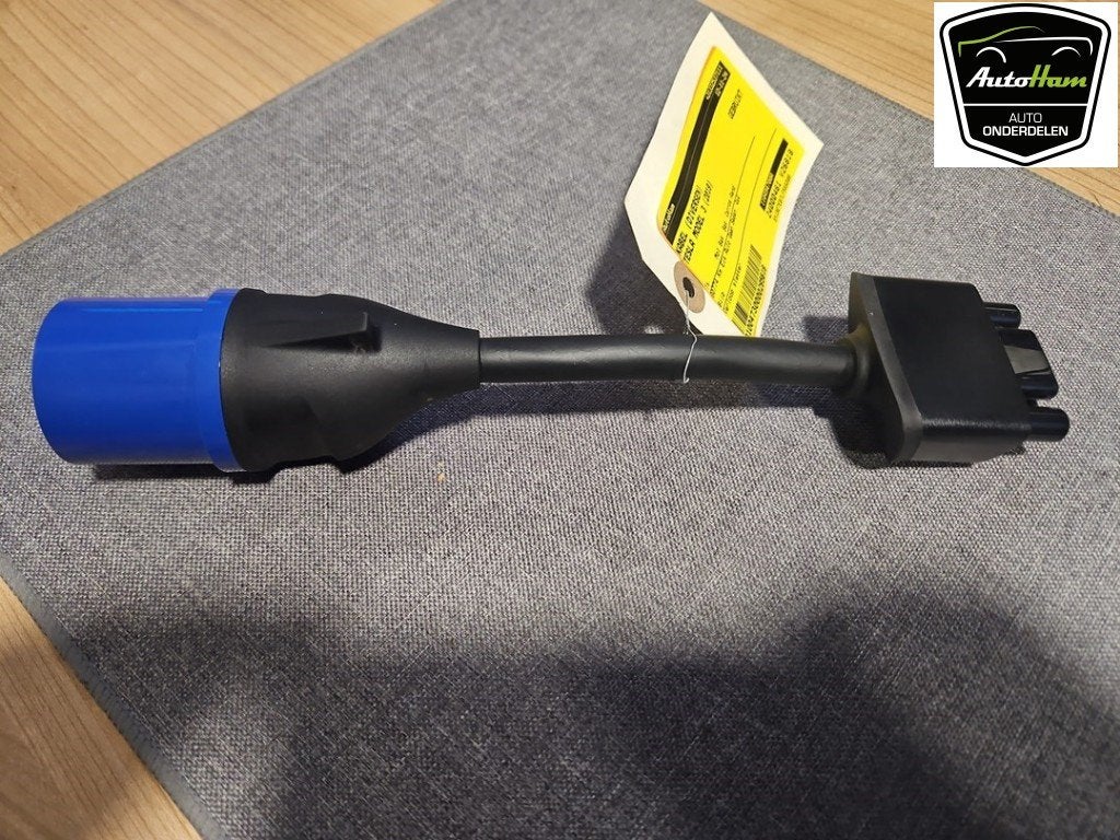 CABLE Tesla Model 3 (01-2017/-) (|110494700A|), Dhr. J. Ham, Administratie@autoham.nl, Utilisé, Autres marques automobiles