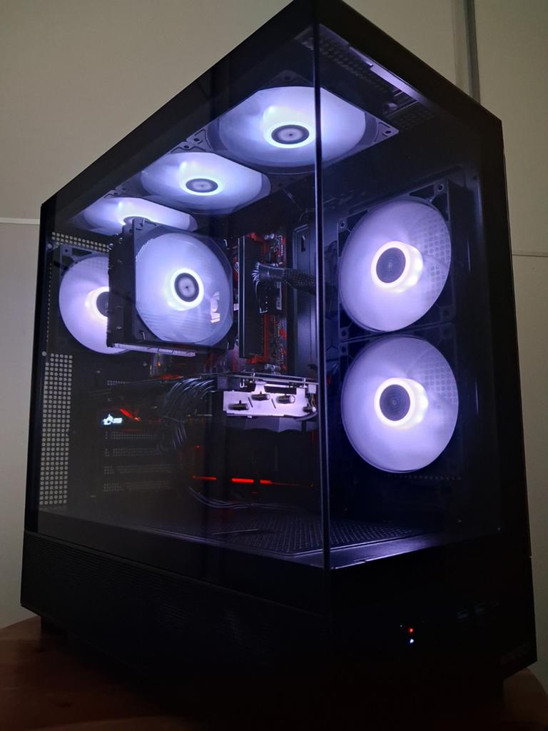 Zeer nette gaming pc, Computers en Software, Desktop Pc's, SSD, Gaming, Ophalen