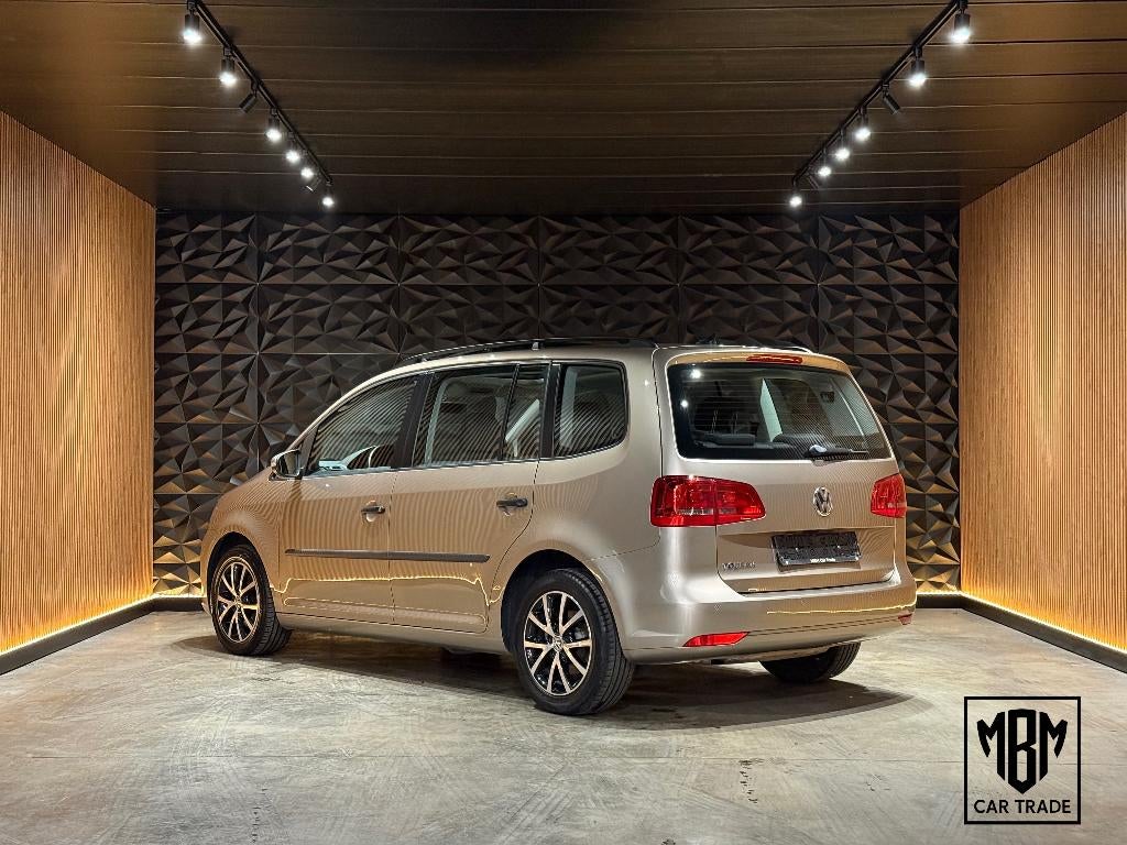 ✅ Volkswagen Touran 1.2 TSI Highl 7ZITP Pano Navi 1eig GARAN, Autos, 1197 cm³, Euro 5, Achat, Beige