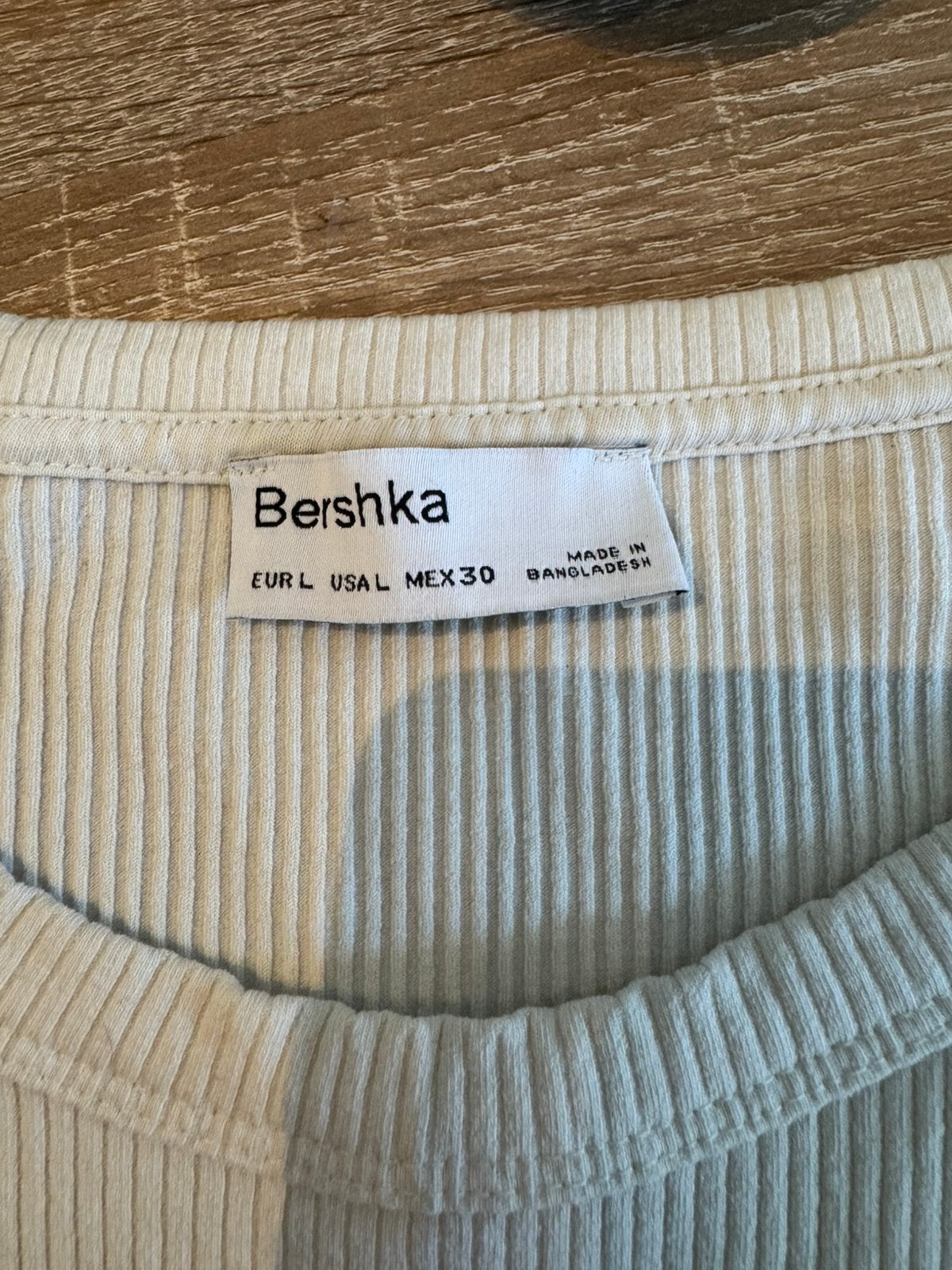 Maat l van de bershka, Vêtements | Femmes, Taille 42/44 (L), Comme neuf, Enlèvement, Longueur genou