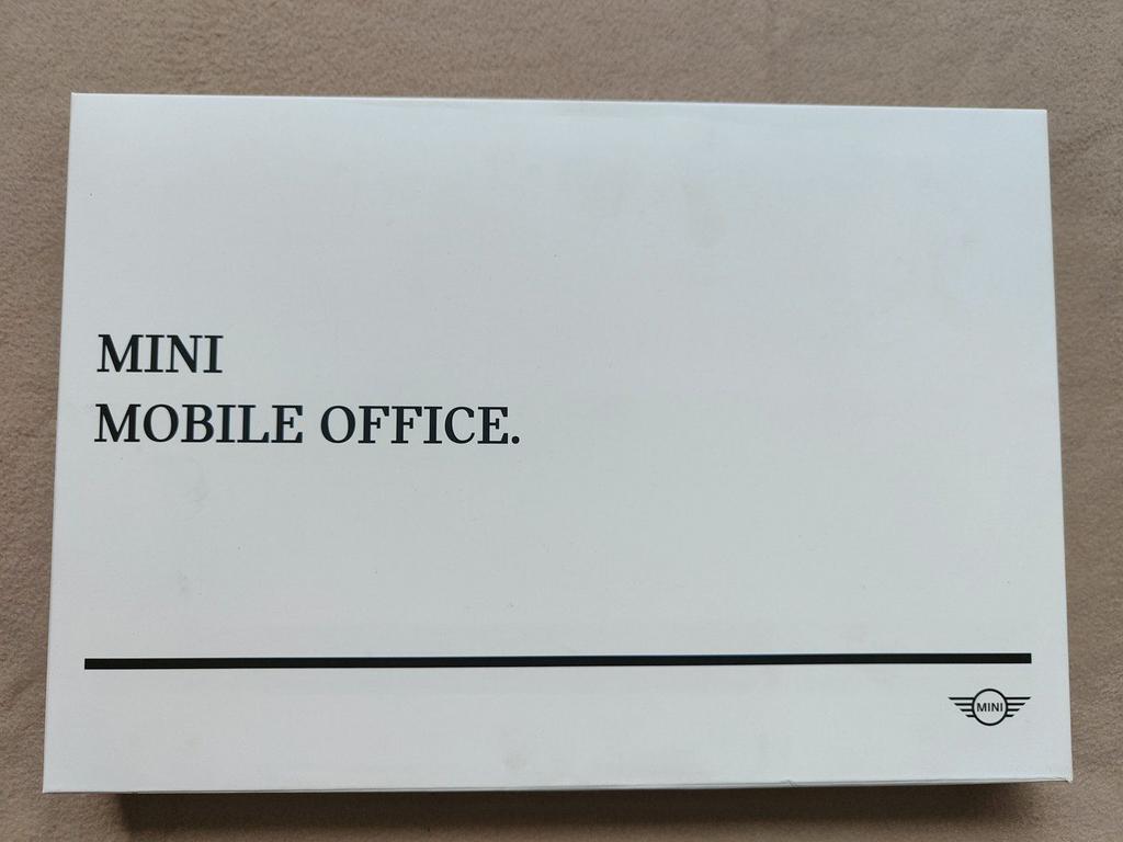 Mobile Office labtop hoes met extra USB aansluiting MINI mar, -, -, Nieuw, Ophalen of Verzenden