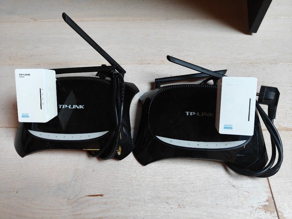 Ensemble de 2 prolongateurs Wi-Fi hybrides TP-Link, Enlèvement ou Envoi, Comme neuf, Routeur, Tp link