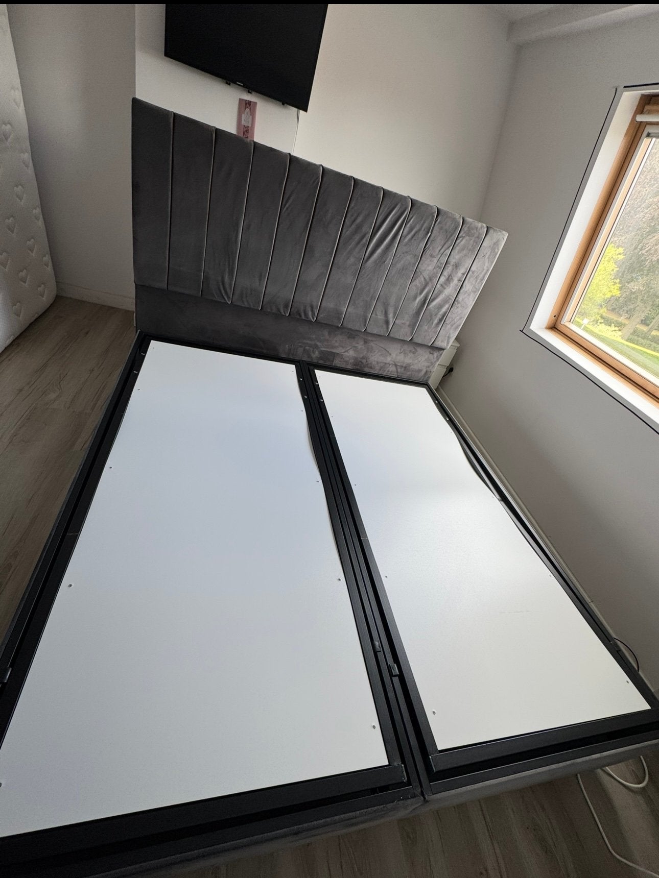 Boxspring met opberg + matras, Ophalen, Zo goed als nieuw