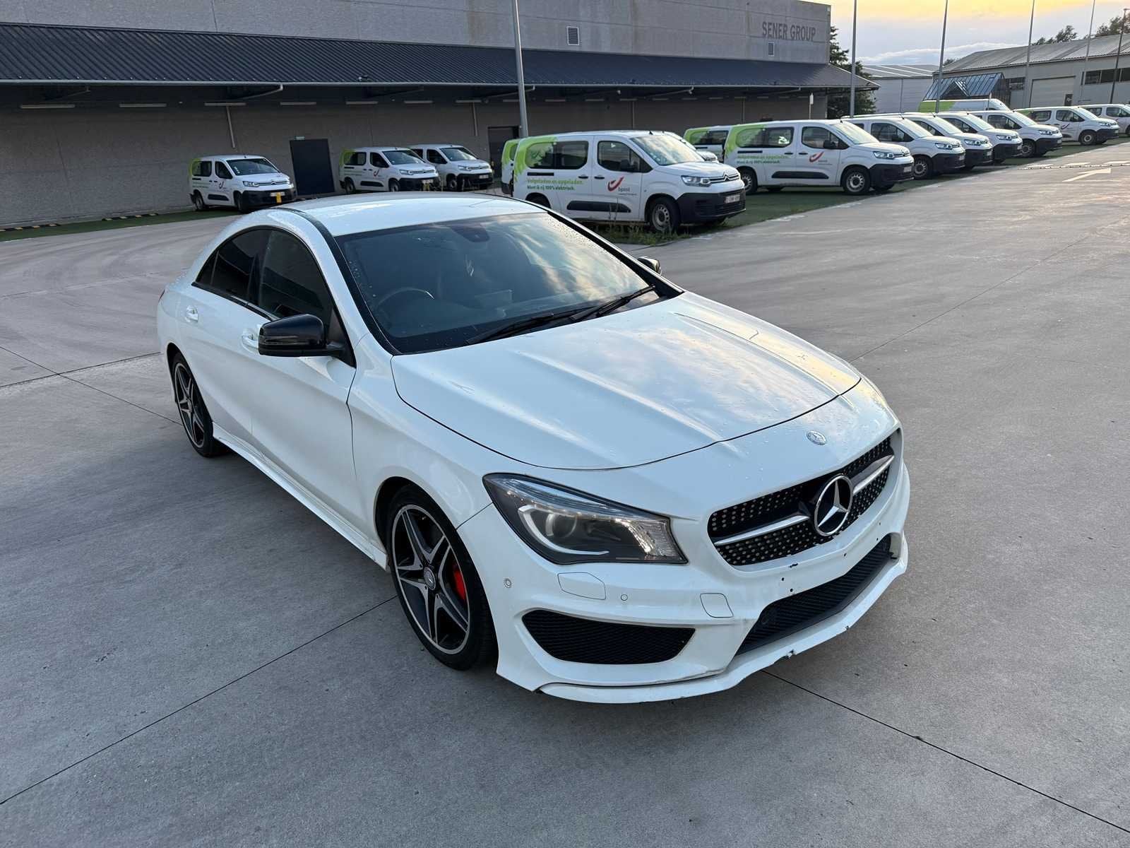 MERCEDES - 2014 - CLA 220 D - COUPE - Personenauto, Auto's, Automaat, CLA, Gebruikt, Bedrijf