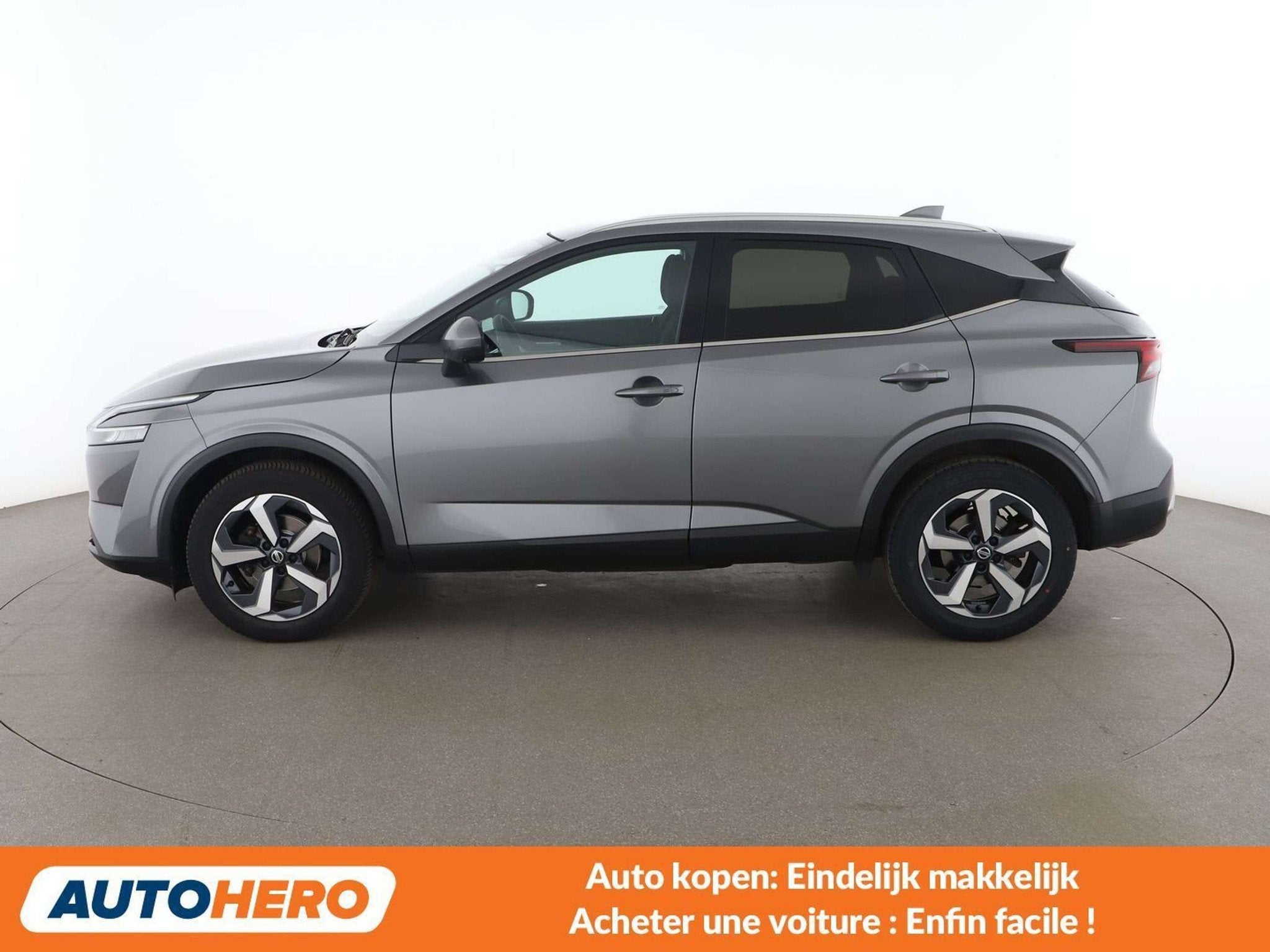 Nissan QASHQAI 1.3 DIG-T Mild-Hybrid Premiere Edition, Auto's, Stof, Gebruikt, Euro 6, 5 zetels