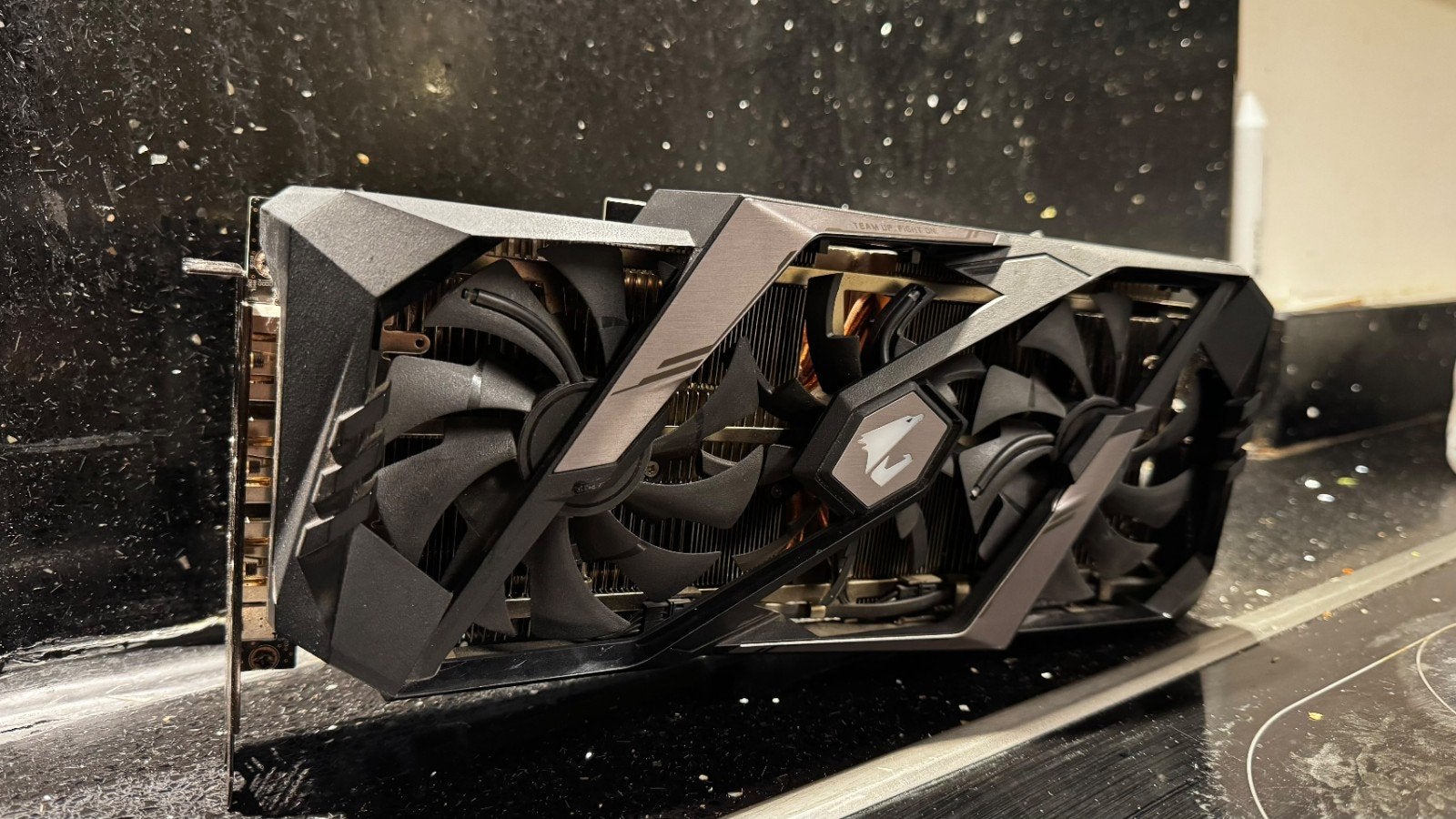 Gigabyte Aorus RTX 2070 Super 8GB, compleet in doos, GDDR6, Ophalen of Verzenden, Zo goed als nieuw, HDMI