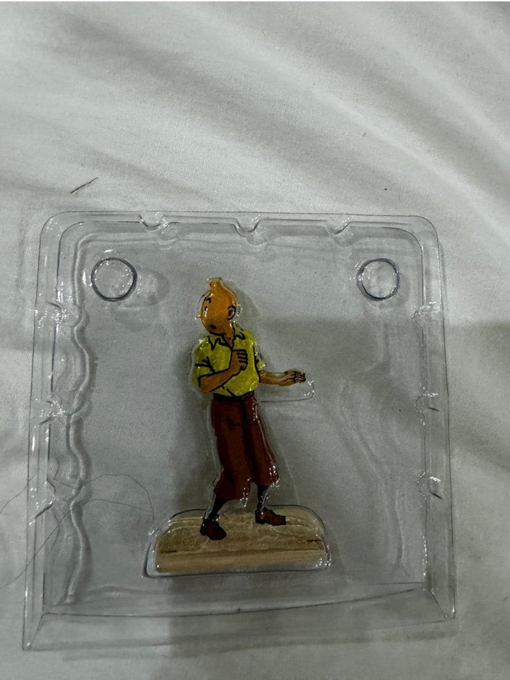 Kuifje figuur tin. Op voetje Nieuw in de verpakking, Ophalen of Verzenden, Kuifje, Zo goed als nieuw