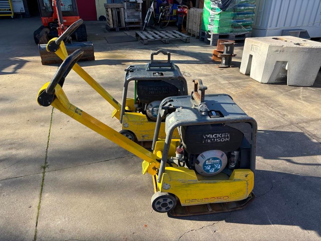 2x wacker DPU3050 diesel trilplaat hatz electrisch gestart, Ophalen