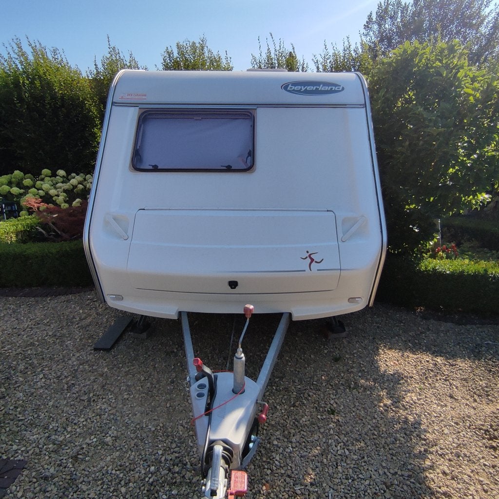 caravan Beyerland Sprinter 420  ( Chateau) 4 personen, Caravans en Kamperen, Caravans, Frans bed, Kachel, Treinzit, Particulier