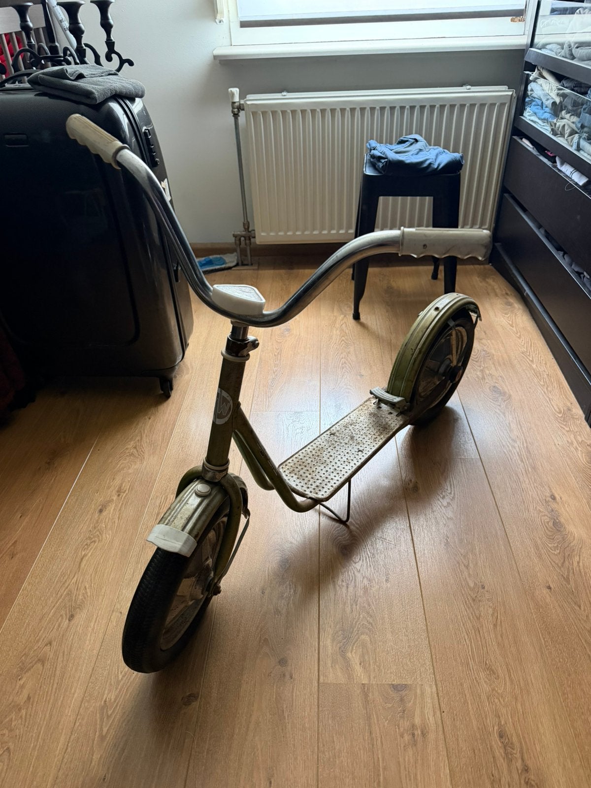Step “trotinette”, Vélos & Vélomoteurs, Trottinettes, Enlèvement, Comme neuf