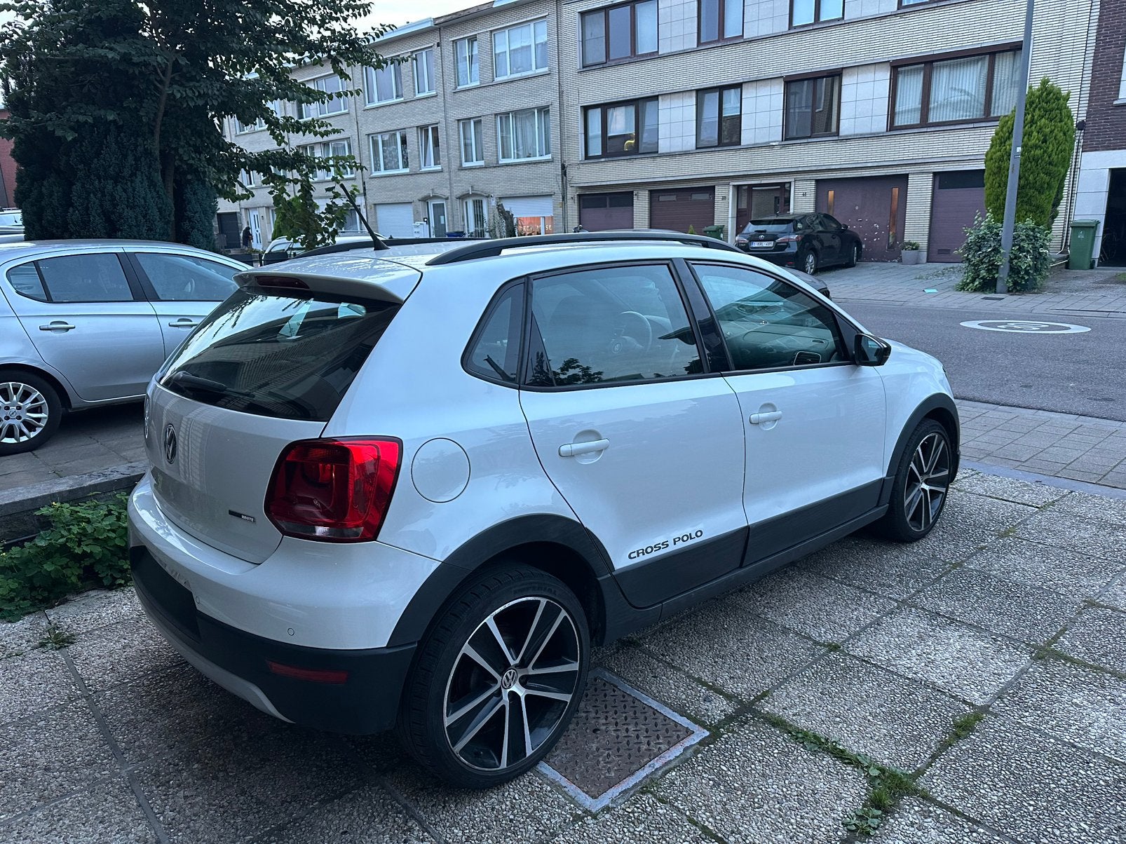 Volkswagen Cross Polo 1.2i Benzine 2012 - Gekeurd v verkoop, Autos, Euro 5, Achat, Alcantara, 5 portes