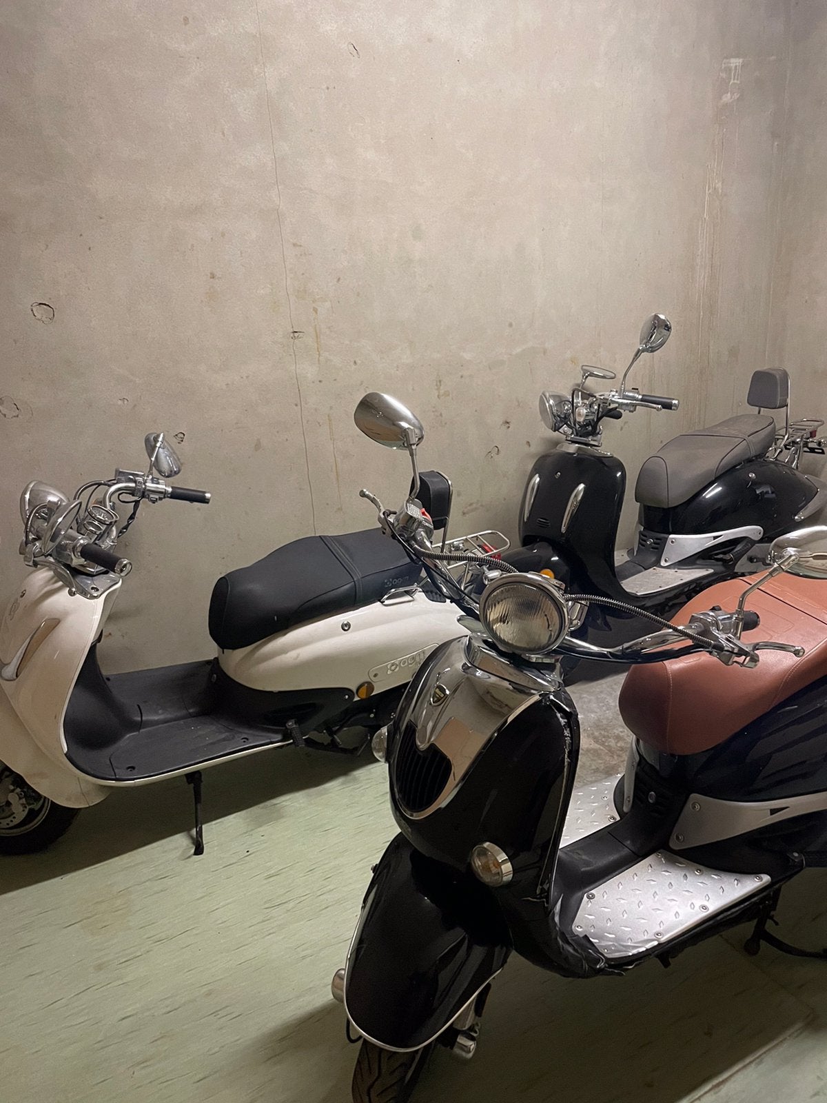 3 retro scooters onderdelen/project, Fietsen en Brommers, Brommeronderdelen | Scooters, Ophalen of Verzenden