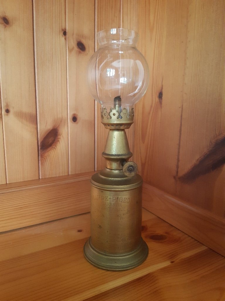Lampe Pigeon, Enlèvement
