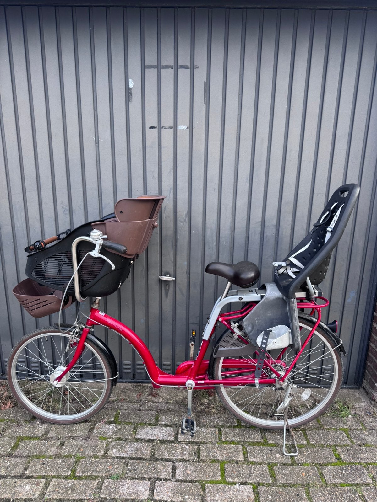 Unieke mamafiets met 2 kinderstoelen, Enlèvement, Comme neuf