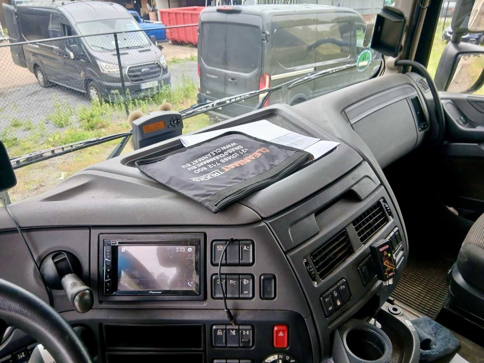 DAF XF440 2017 avec camion Fassi F235A avec grue, Autos, Camions, Achat, Entreprise, Autres carburants, DAF