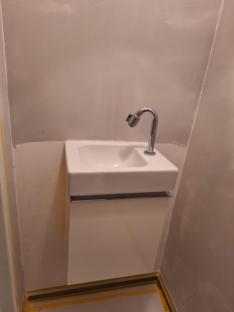 Handwasbakje voor wc met koudwater kraan & sifon, Ophalen of Verzenden