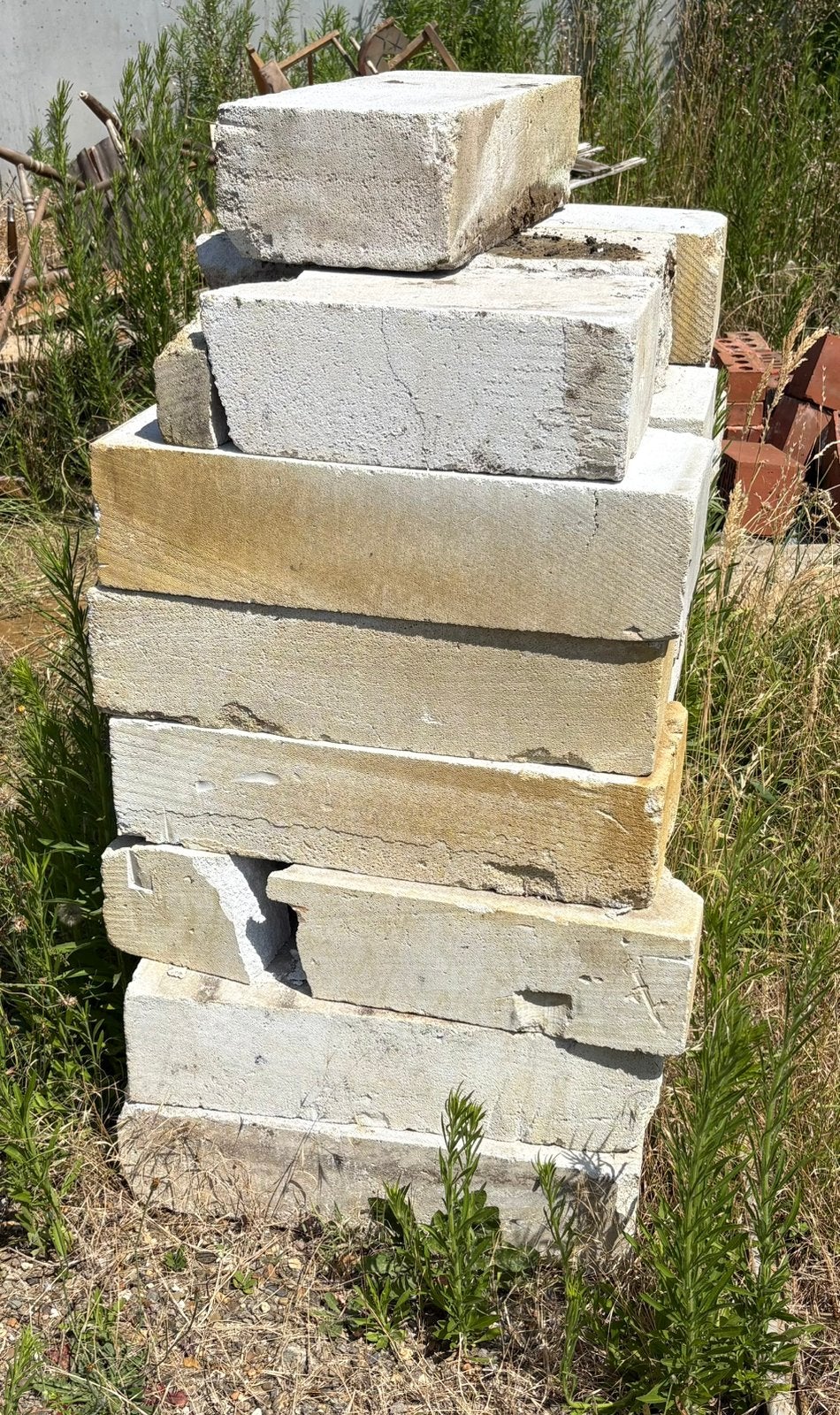 Gratis af te halen dingend iton blokken , snel bouw stenen, Doe-het-zelf en Bouw, Metselstenen, Ophalen, Gebruikt, Bakstenen
