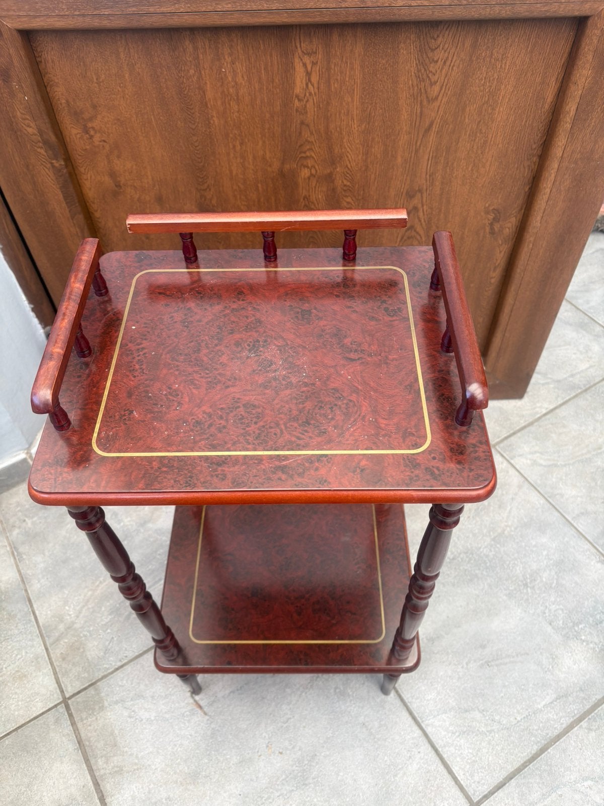 Petite table d'appoint / Sellette vintage – Style classique, Enlèvement