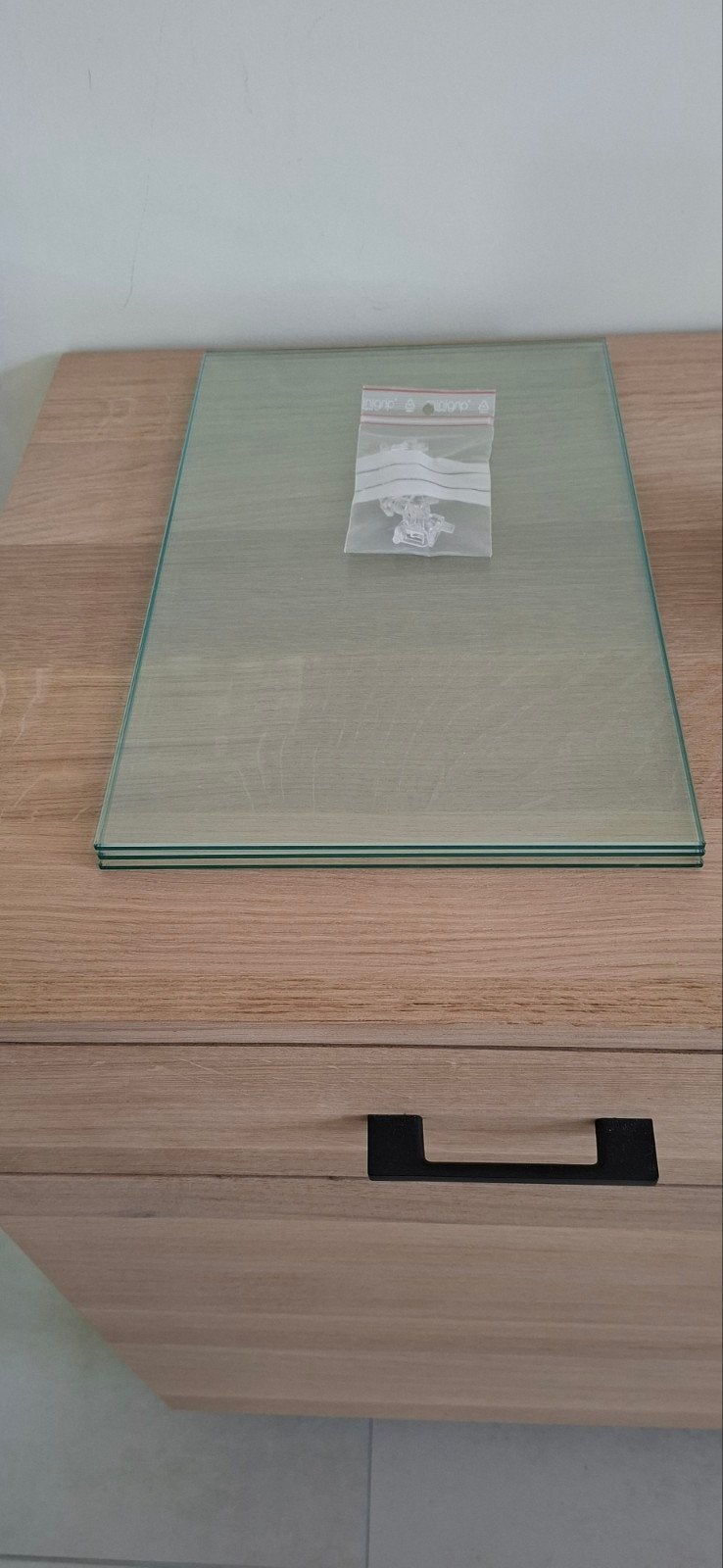 verre pour etage de meuble 41cm par 26.5cm épaisseur 5 mm, Neuf, Enlèvement, Autres matériaux, 10 à 30 cm