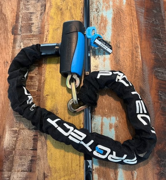 Protect Kettingslot 100cm met sleutel - Zo goed als nieuw, Kettingslot, Ophalen of Verzenden, Zo goed als nieuw, Online Bike Parts