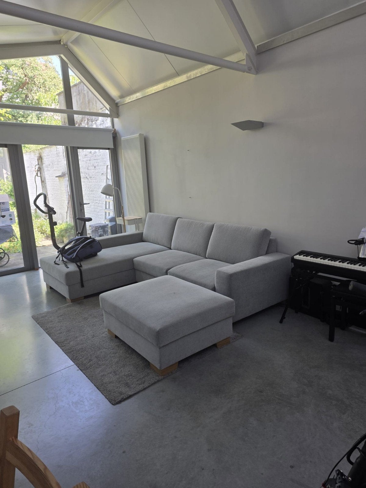 Zetel chaise longue, lichtgrijs met extra zitbank, Huis en Inrichting, Ophalen, 250 tot 300 cm, 100 tot 125 cm, Zo goed als nieuw