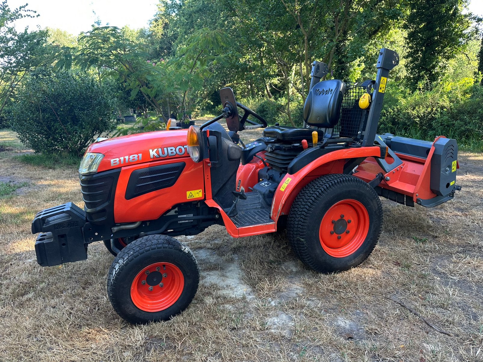 Mini-tracteur Kubota b1181, Autres marques, Jusqu'à 2500, Jusqu'à 80 ch, Enlèvement