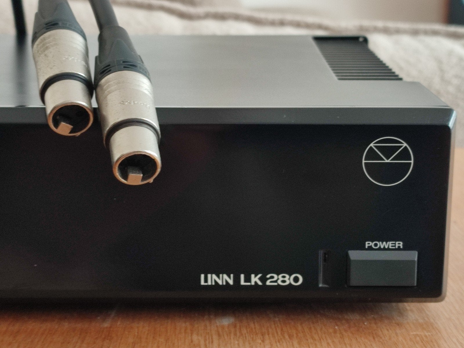 Linn LK280, TV, Hi-fi & Vidéo, Amplificateurs & Ampli-syntoniseurs, Autres marques, Enlèvement ou Envoi, Reconditionné, Stéréo