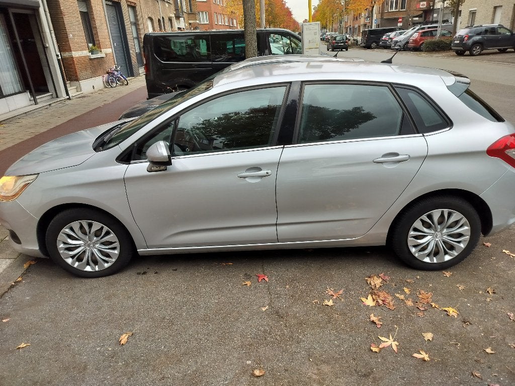 Citroën C4 dec-2013, 155.000 km, Benzine, Autos, Achat, Boîte manuelle, 5 portes, 5 places