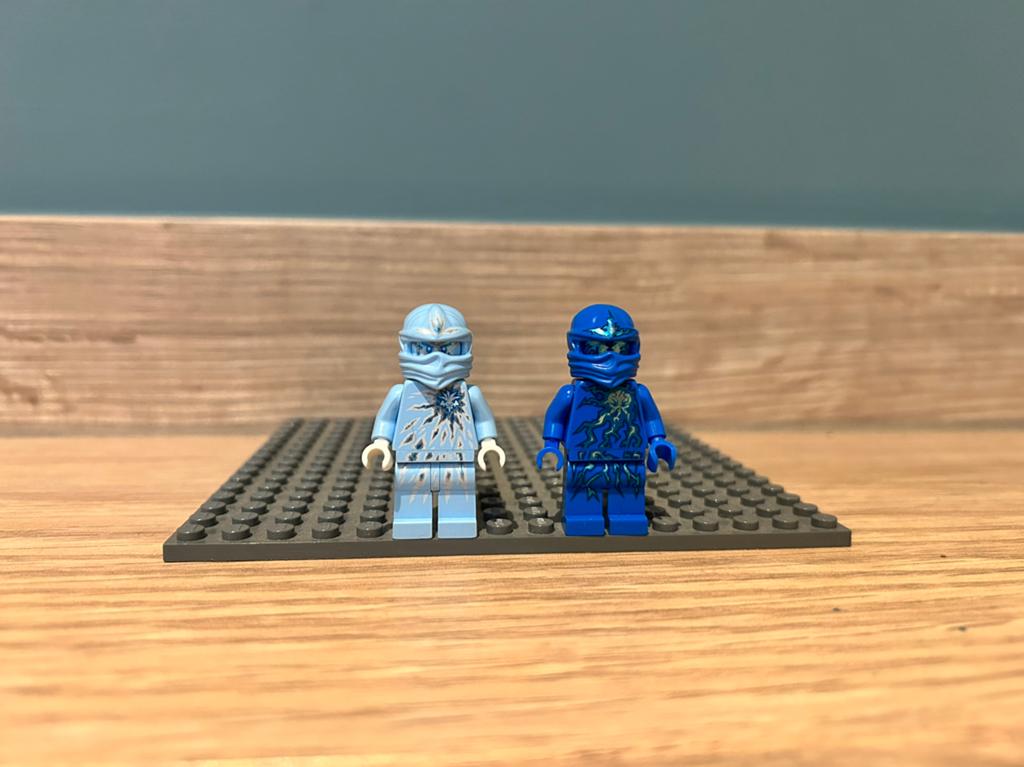 Lego ninjago Zane en Jay NRG, Hobby en Vrije tijd, Modelbouw | Figuren en Diorama's, Ophalen, Zo goed als nieuw