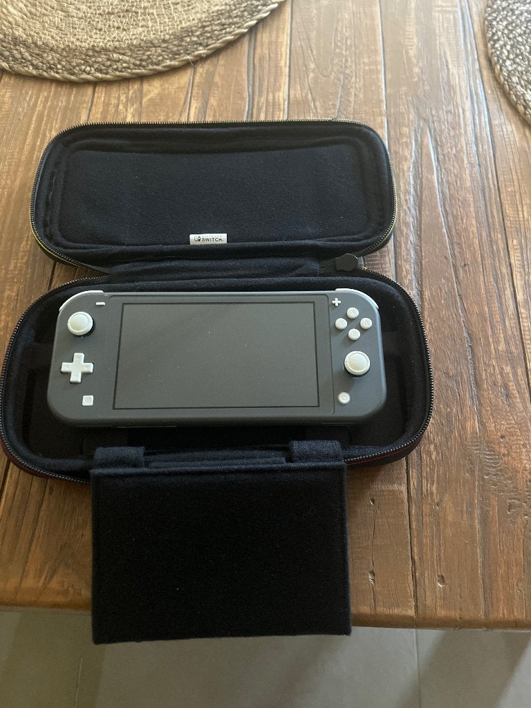 Nintendo switch, Enlèvement, Utilisé, Sans contrôleur, Avec jeux