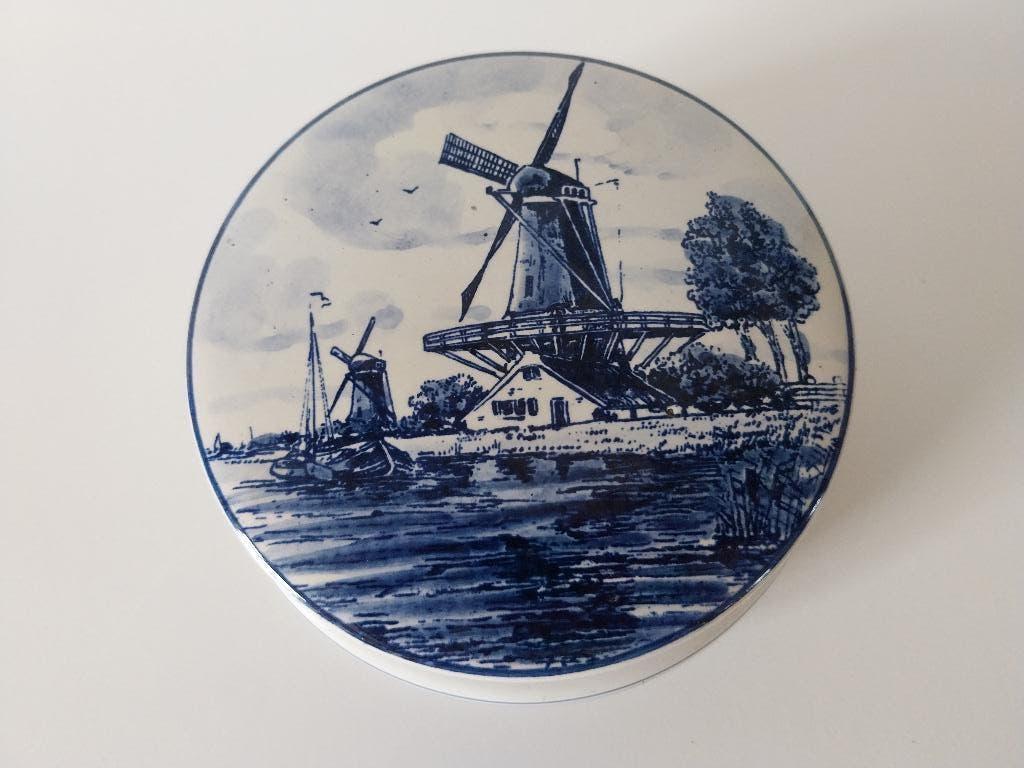 Vintage Delfts blauw snuisterijendoosje met stempel, Enlèvement ou Envoi