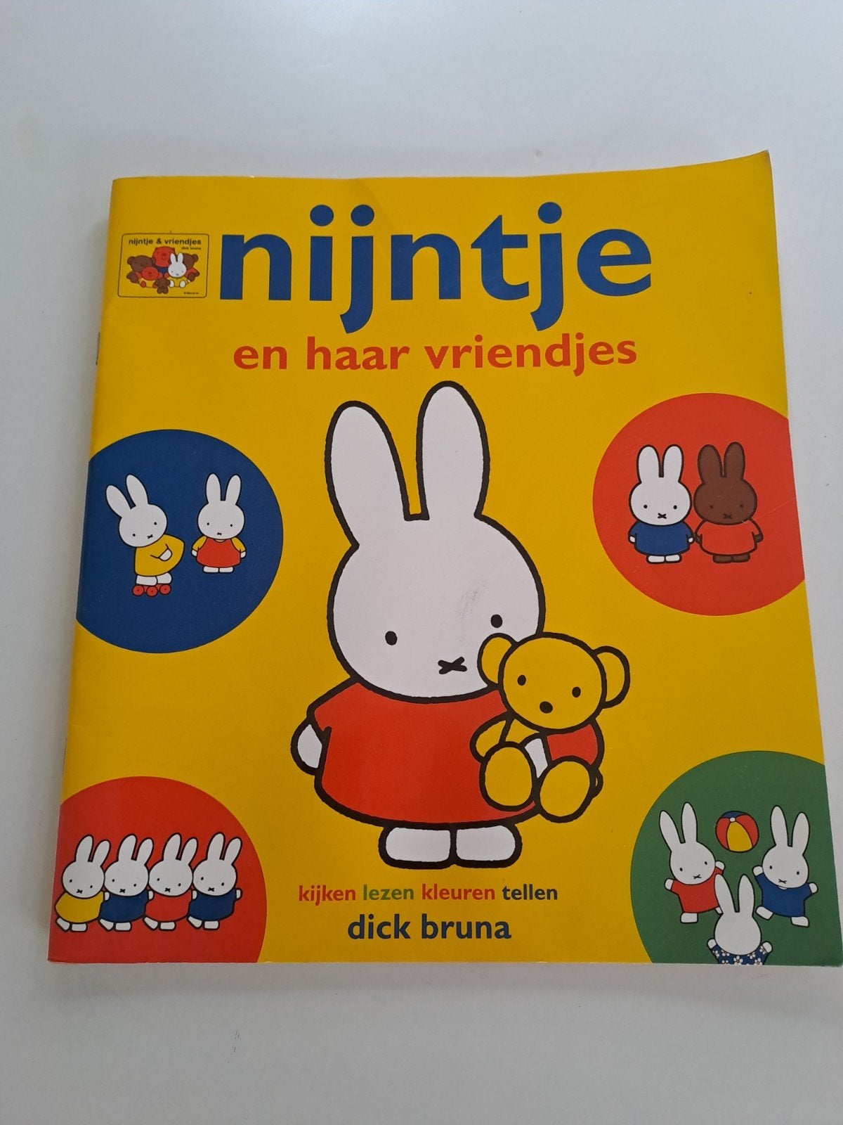 boek Nijntje, Ophalen